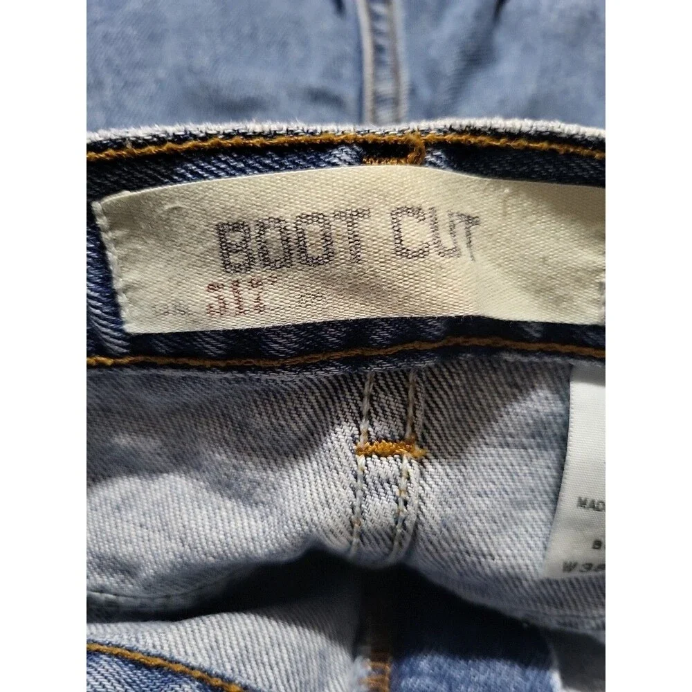Levi's 517 Boot Cut Light Denim Jeans Men Size 36 x 36